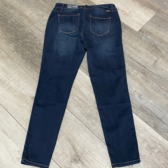1822 DENIM Gio  Ankle Denim Jeans - Picture 3 of 13